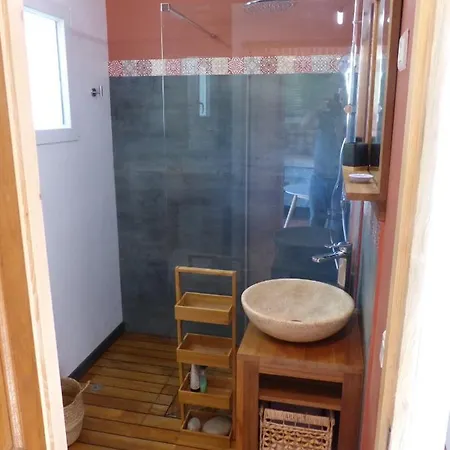 Studio Sur Le Port Avec Patio شقة *