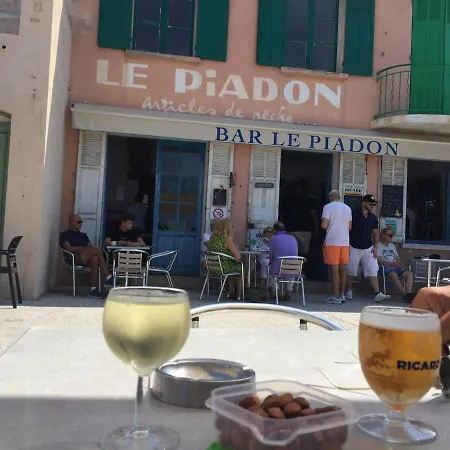 Apartment Studio Sur Le Port Avec Patio Six-Fours-les-Plages